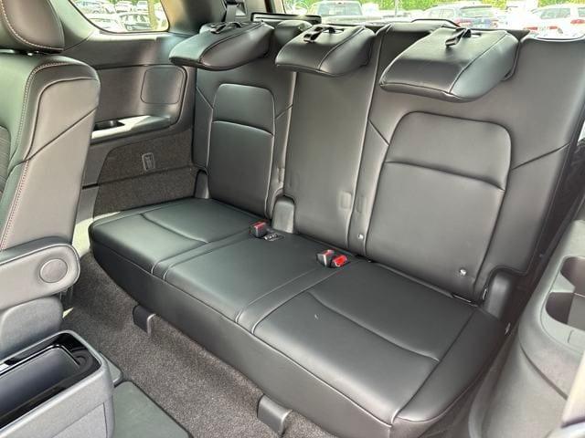 new 2025 Nissan Pathfinder car