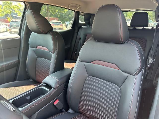 new 2025 Nissan Kicks car