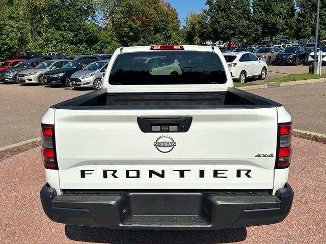 new 2024 Nissan Frontier car