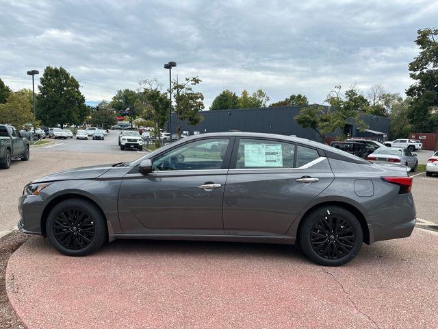 new 2025 Nissan Altima car