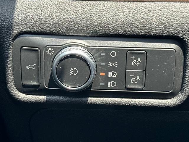 used 2022 Ford Explorer car, priced at $31,998