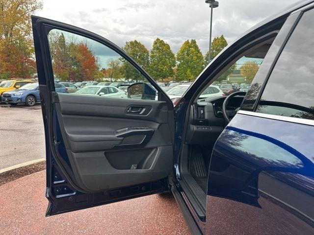 used 2025 Nissan Pathfinder car, priced at $34,598