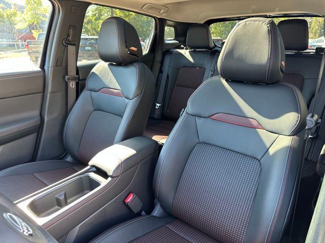 new 2025 Nissan Kicks car