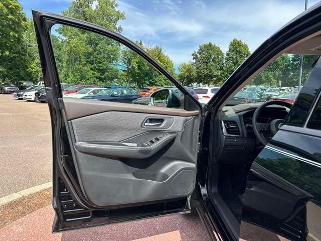 used 2021 Nissan Rogue car, priced at $21,998
