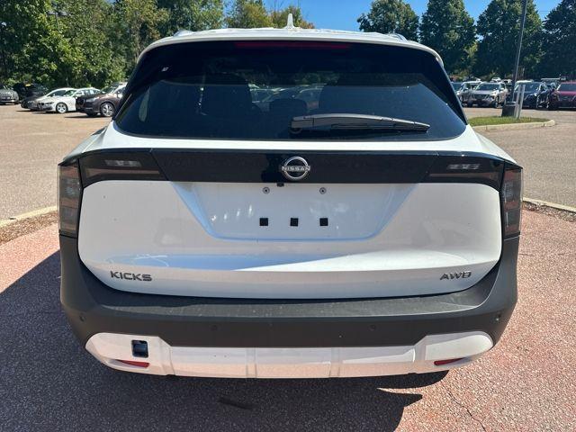 new 2025 Nissan Kicks car