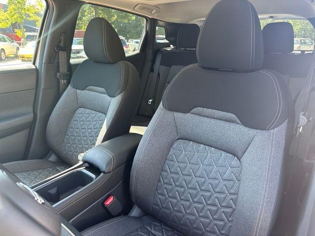 new 2025 Nissan Kicks car