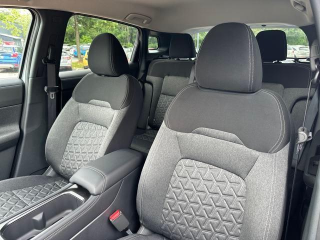 new 2025 Nissan Kicks car