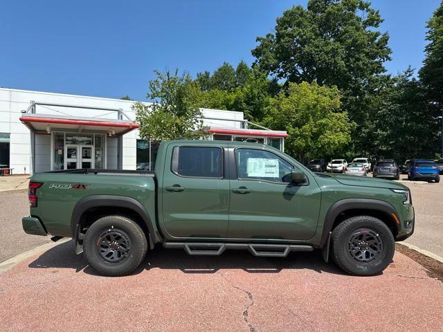 new 2025 Nissan Frontier car