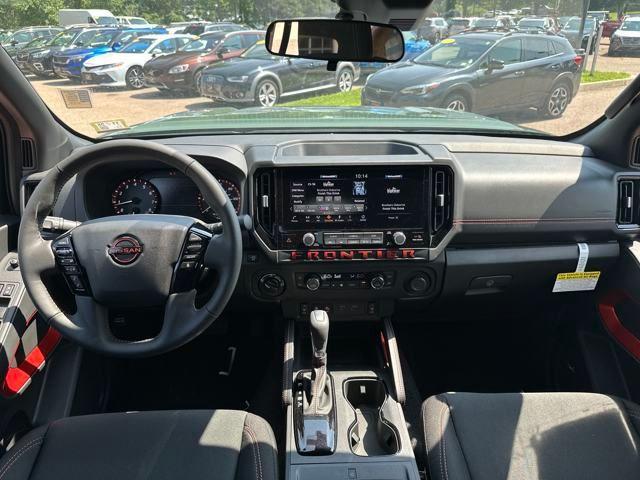 new 2025 Nissan Frontier car