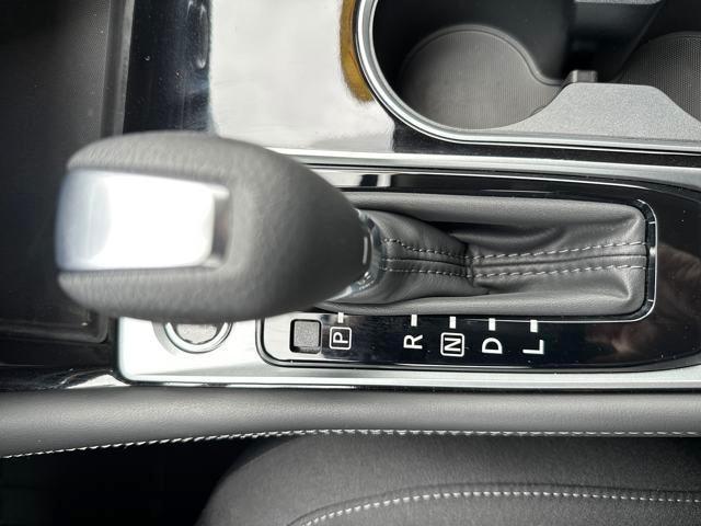 used 2023 Nissan Altima car, priced at $25,998