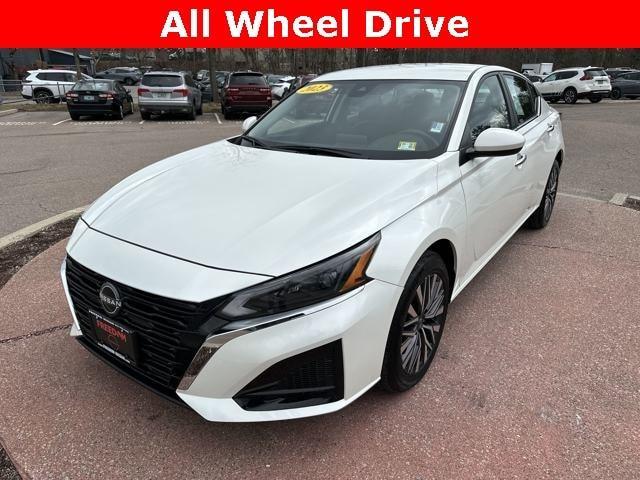 used 2023 Nissan Altima car, priced at $25,998