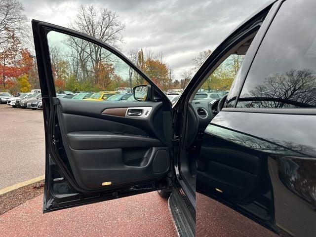 used 2020 Nissan Pathfinder car, priced at $21,998