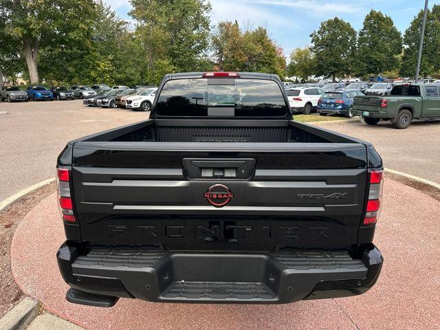 new 2025 Nissan Frontier car