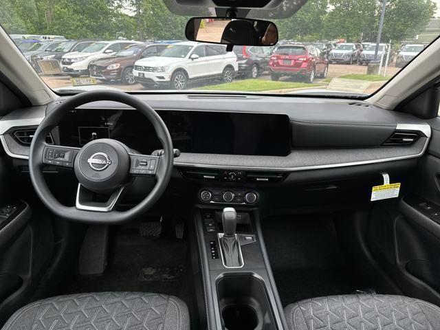 new 2025 Nissan Kicks car