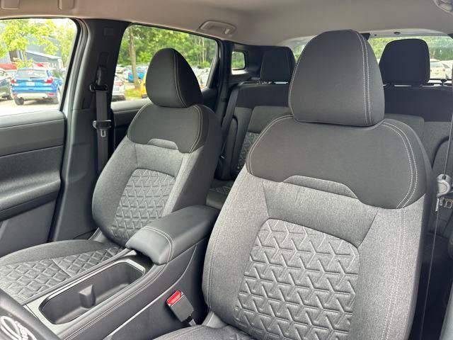 new 2025 Nissan Kicks car