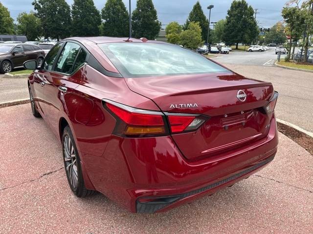 used 2025 Nissan Altima car, priced at $27,998
