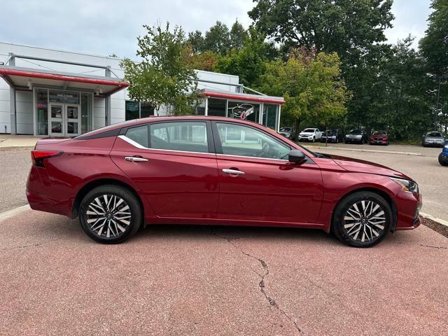 used 2025 Nissan Altima car, priced at $27,998