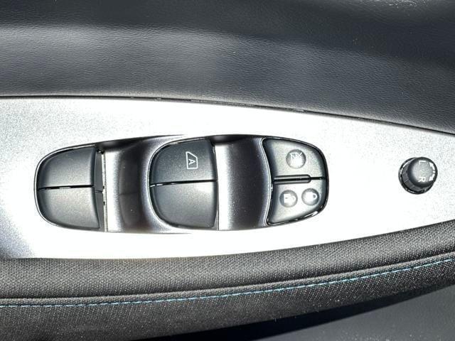 used 2025 Nissan Leaf car, priced at $17,998