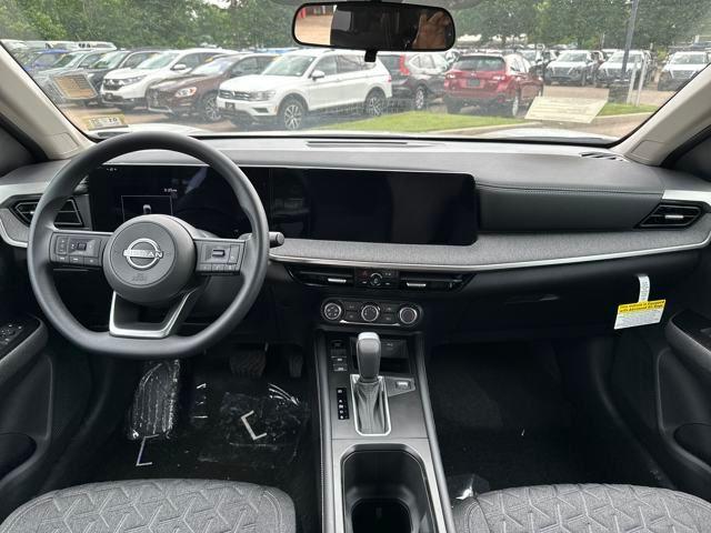 new 2025 Nissan Kicks car