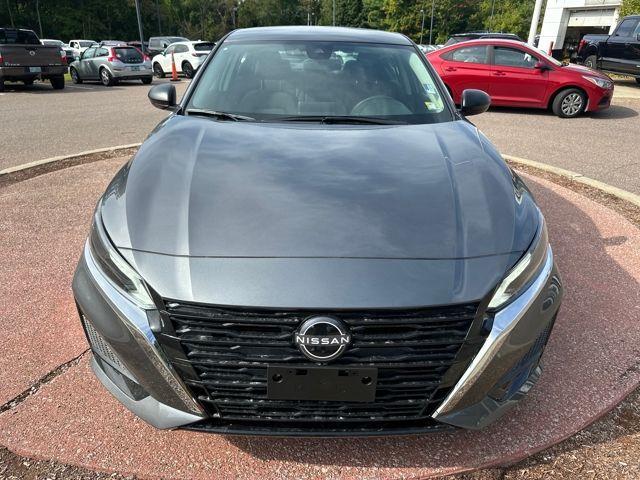 new 2025 Nissan Altima car