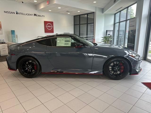 new 2024 Nissan Z car