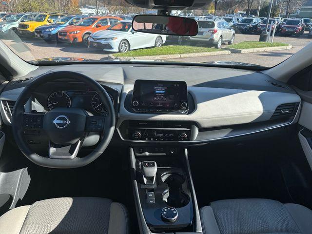 used 2025 Nissan Rogue car, priced at $23,998