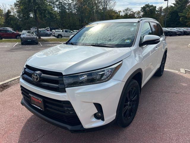 used 2019 Toyota Highlander car, priced at $23,998