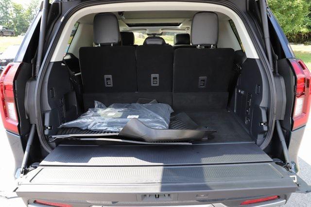 used 2025 Ford Expedition car, priced at $76,984