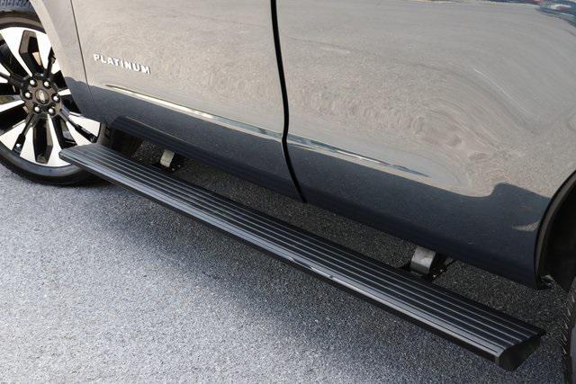 used 2025 Ford Expedition car, priced at $76,984