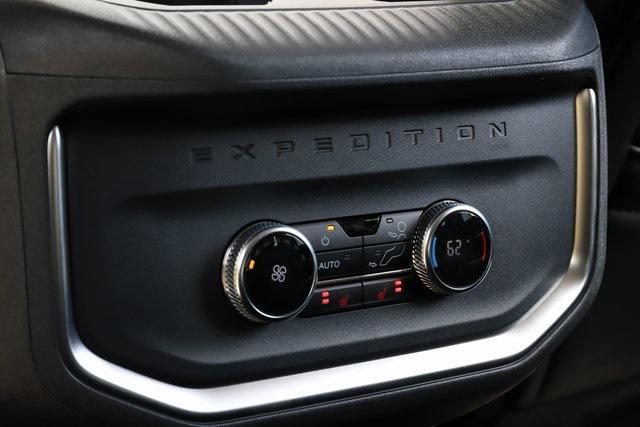 used 2025 Ford Expedition car, priced at $76,984