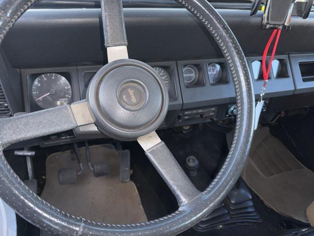 used 1992 Jeep Wrangler car, priced at $5,499