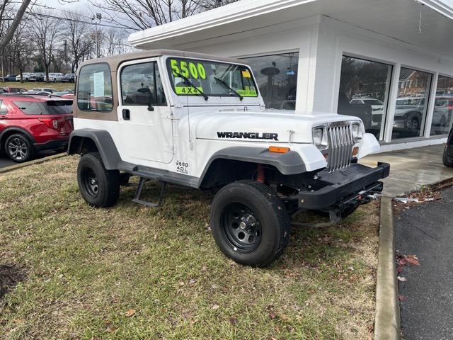 used 1992 Jeep Wrangler car, priced at $5,499