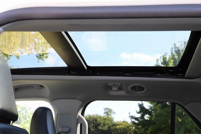 used 2022 Ford Explorer car, priced at $32,987