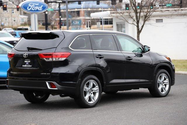 used 2019 Toyota Highlander car, priced at $25,487