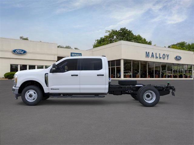 new 2025 Ford F-350 car, priced at $72,698