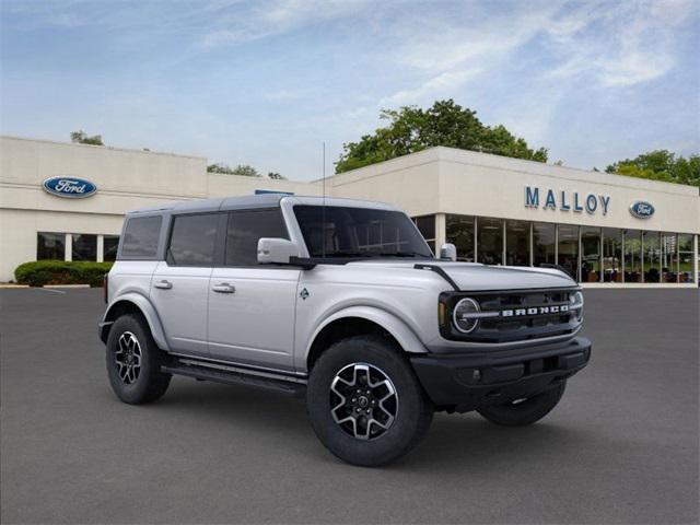 new 2024 Ford Bronco car, priced at $48,713