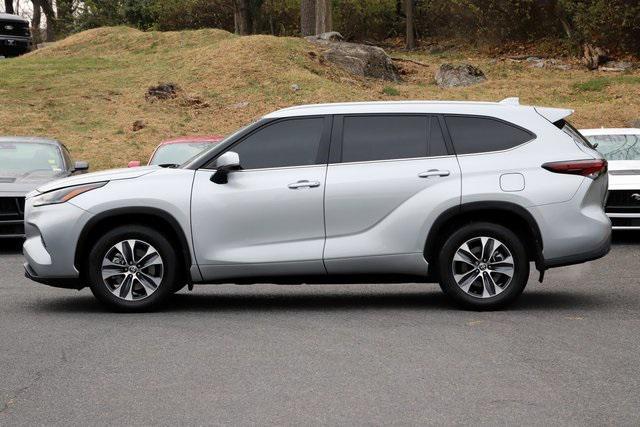 used 2024 Toyota Highlander car, priced at $43,987