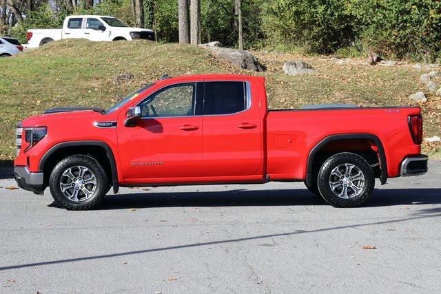 used 2022 GMC Sierra 1500 car, priced at $32,189