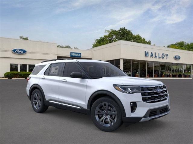 new 2025 Ford Explorer car, priced at $45,455