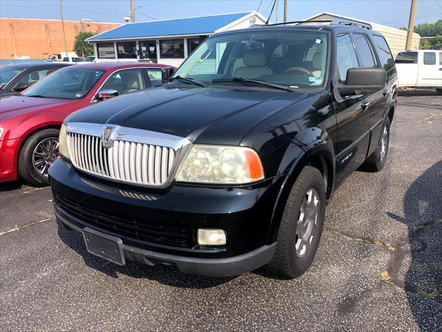 used 2006 Lincoln Navigator car, priced at $8,995