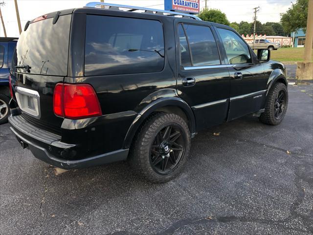 used 2006 Lincoln Navigator car, priced at $8,995