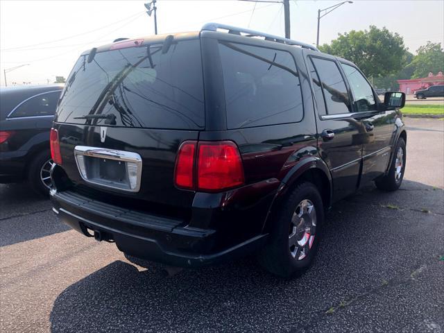 used 2006 Lincoln Navigator car, priced at $8,995