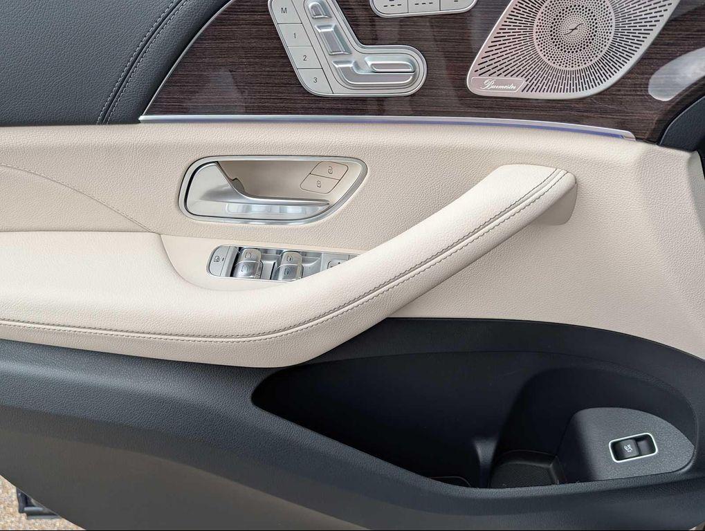 new 2026 Mercedes-Benz GLE 450 car, priced at $84,130