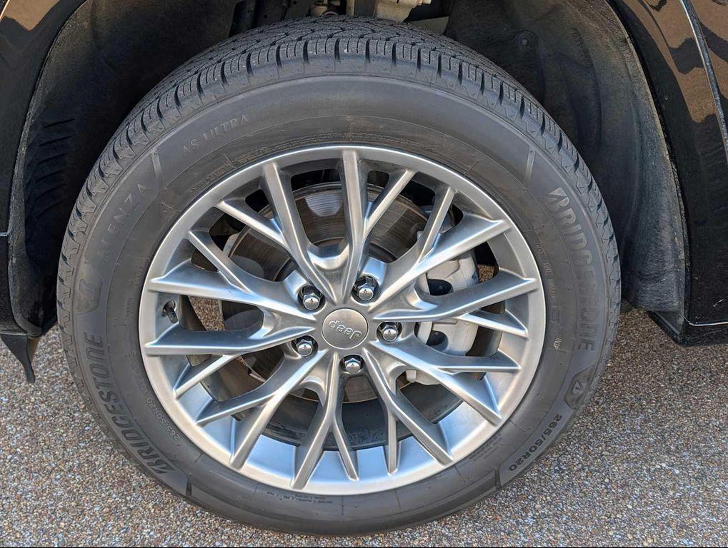 used 2022 Jeep Grand Cherokee L car, priced at $40,888