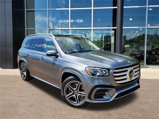 new 2025 Mercedes-Benz GLS 450 car, priced at $99,685