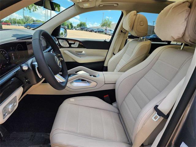 new 2025 Mercedes-Benz GLS 450 car, priced at $99,685