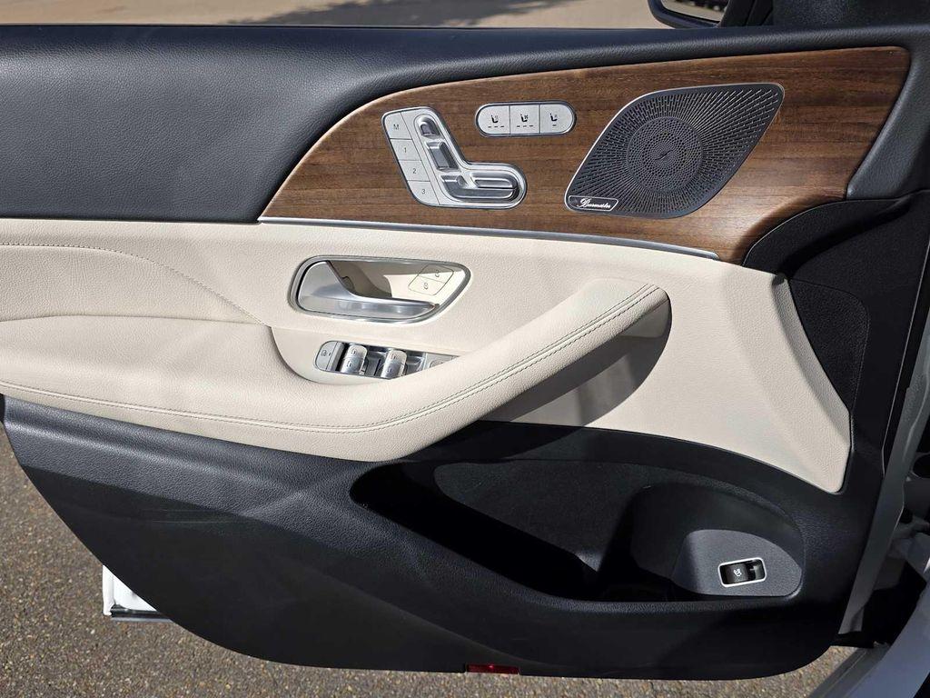 used 2025 Mercedes-Benz GLE 350 car, priced at $64,400