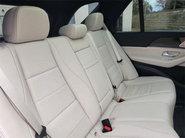 new 2025 Mercedes-Benz GLE 350 car, priced at $69,890