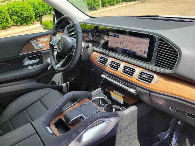 new 2025 Mercedes-Benz GLE 350 car, priced at $70,315