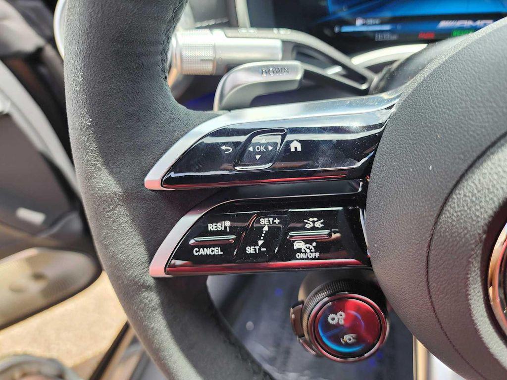 new 2025 Mercedes-Benz AMG SL 63 car, priced at $233,395
